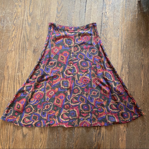 🎨📸 Button front A-line skirt - Picture 3 of 6